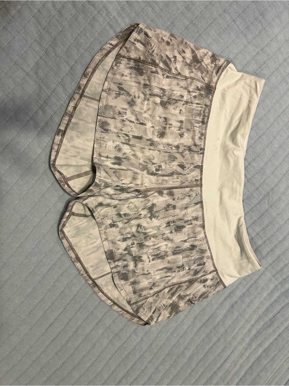 lululemon athletica Cream Waistband Neutral Print Running Shorts